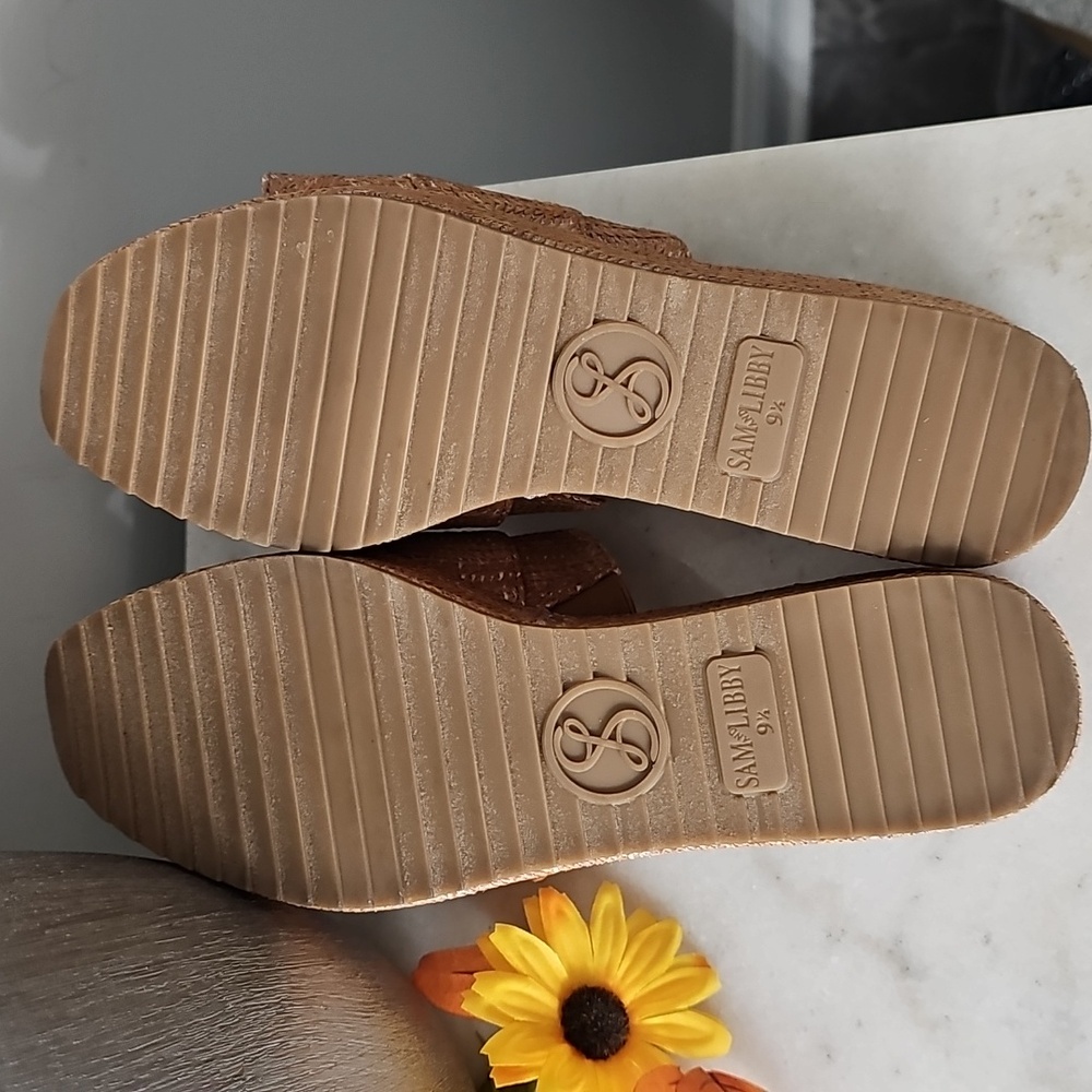 Sam & Libby Platform Sandals - Picture 6 of 7